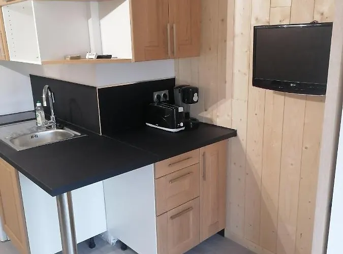 Plein Sud, Centre * فال تورُن