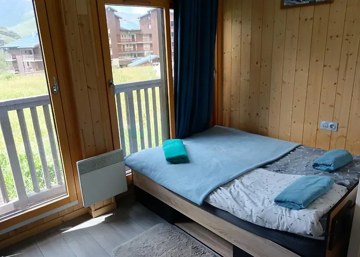 Plein Sud, Centre * فال تورُن